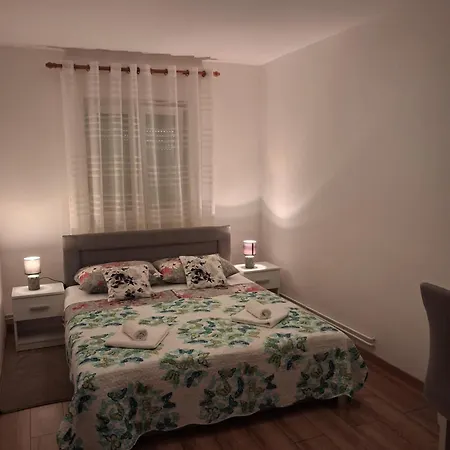 Apartment Blazevic *